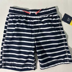 Boys, Gap swimsuit